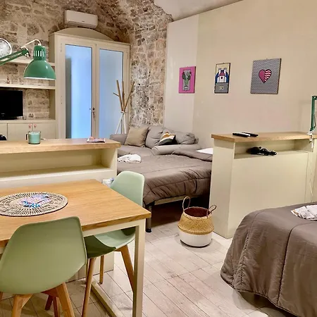 Pop House - - Centro Storico Apartment Molfetta