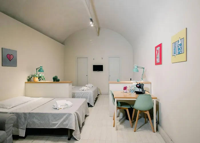 Apartment Pop House - - Centro Storico