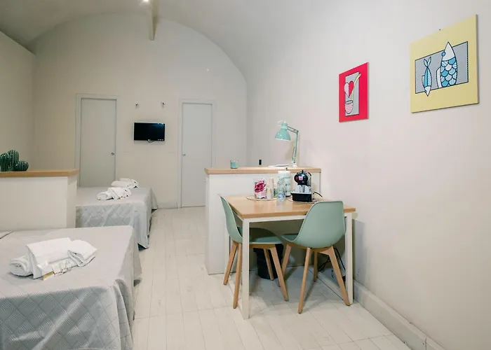 Apartment Pop House - - Centro Storico *